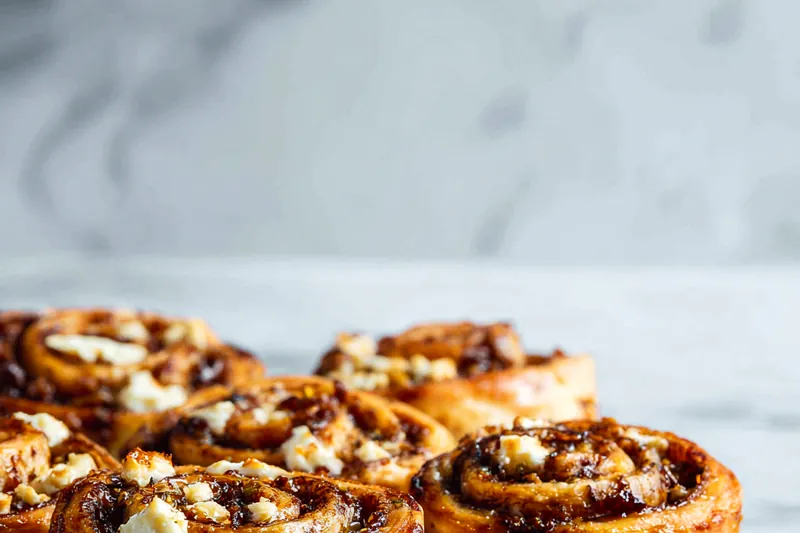 Cooking pinwheels in a skillet