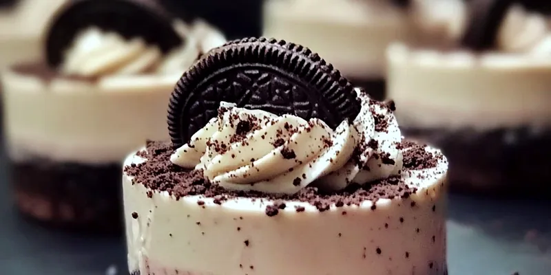 No-Bake Oreo Cheesecakes