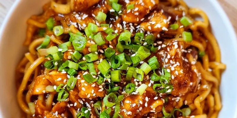 Sticky Garlic Chicken Noodles