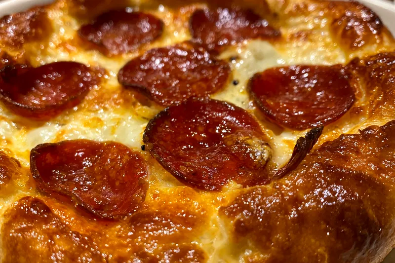 Cooking process for Stuffed Crust Pepperoni Delight